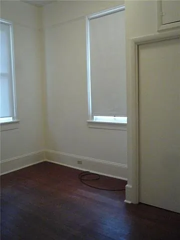 7729 Hampson St — Photo 17