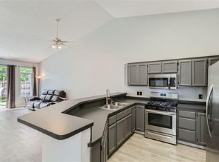 956 Pine St, Farmington, MN 55024