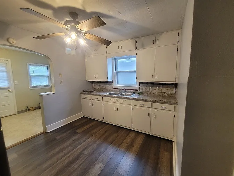 2 bed, 1.0 bath, 800 sqft, $750 — Photo 4