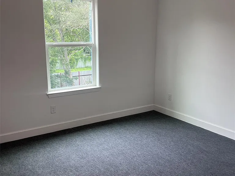 5814 Phillips St #B — Photo 5