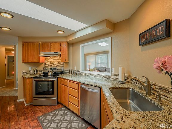 4th image of 24904 159th Avenue Ct E