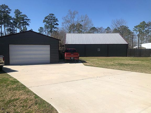 2nd image of 301 Sun Dr
