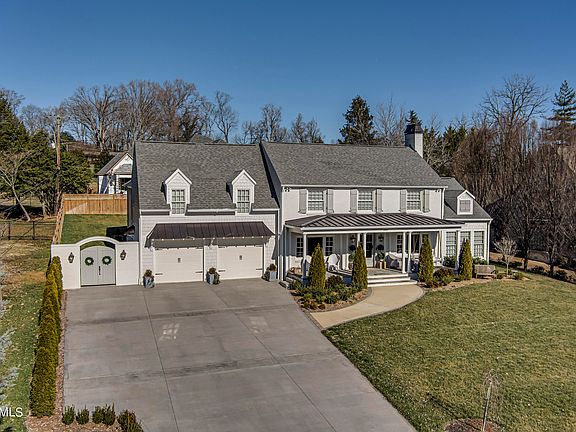 3rd image of 6509 Sherwood Dr