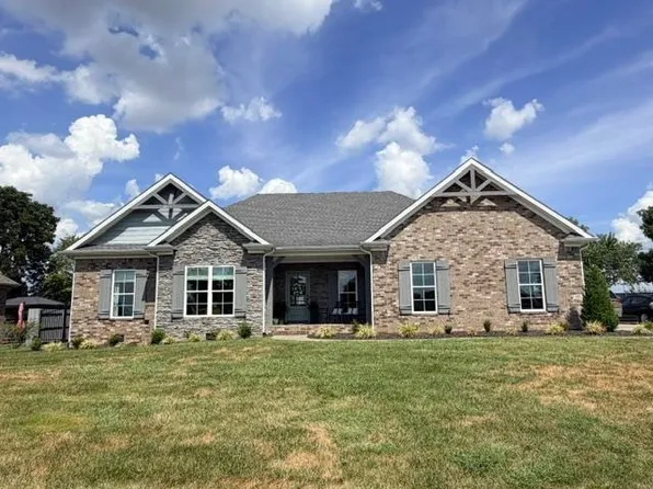 483 Leonatus Ct, Bowling Green, KY 42104