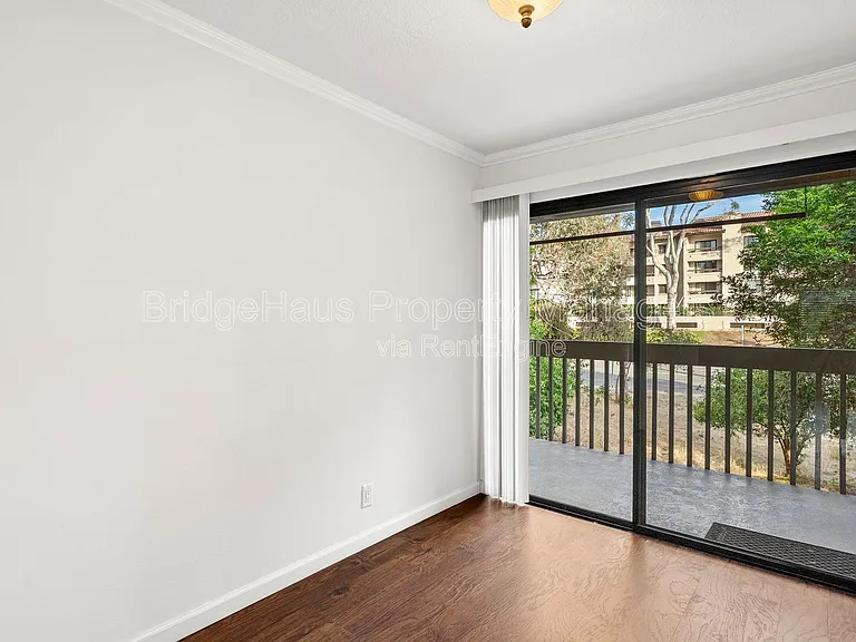 5750 Friars Rd #204 — Photo 15