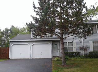 417 Meadow Hill Ln, Round Lake Beach, IL