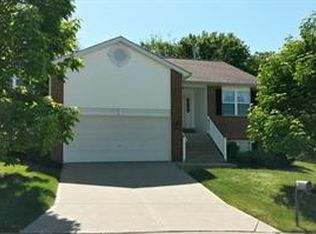 14 Hill Ridge Court St, Charles, MO 63303