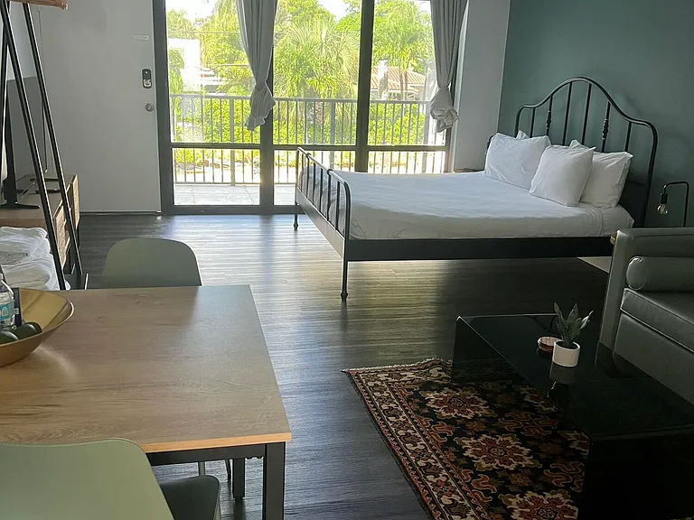 2100 NE 33rd Ave #309 — Photo 3