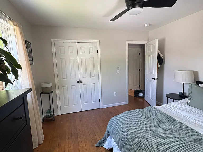 107 Killarney Dr — Photo 9