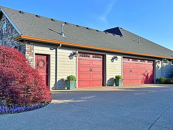 2nd image of 18503 NE 113th Ave
