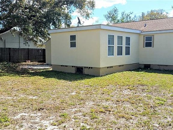 3rd image of 2437 Bahia Vista St