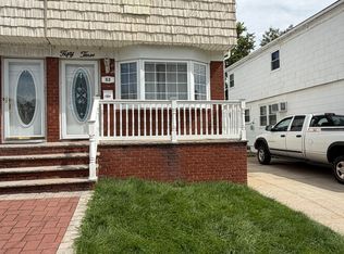 53 Goodall St, Staten Island, NY 10308