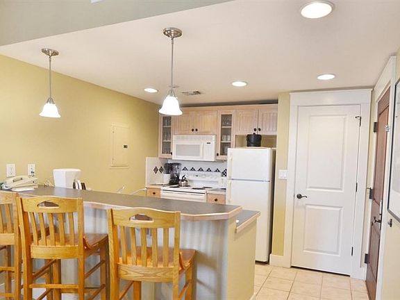 2nd image of 9300 Baytowne Wharf Blvd Unit 401