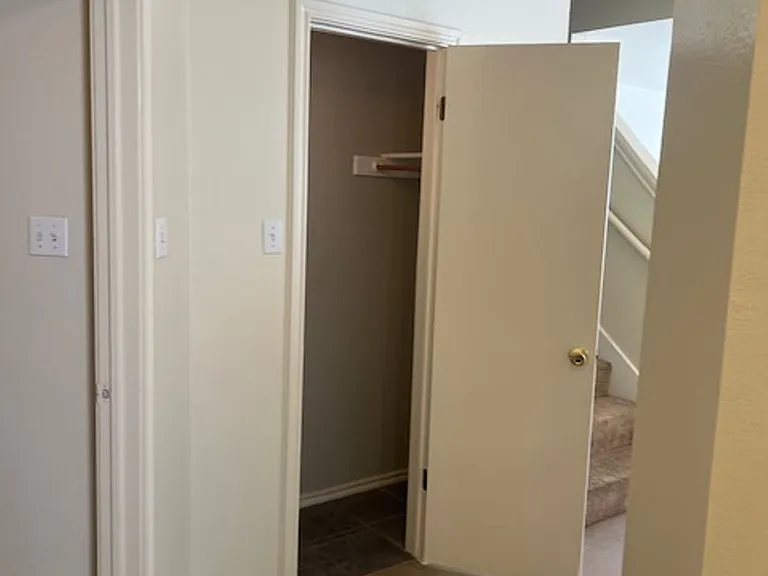 1105 Christopher Ave — Photo 3