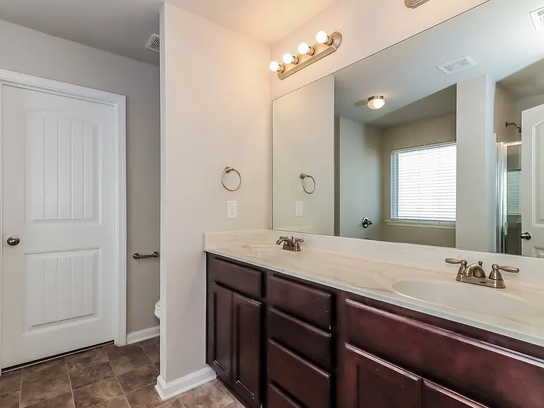 220 Foggy Creek Ln — Photo 12