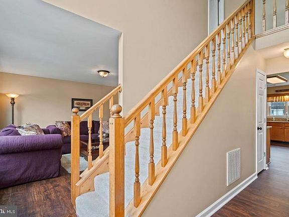 5th image of 6910 Cedar Crest Dr