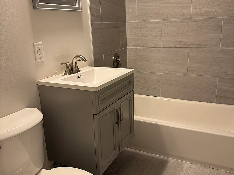 7-9 Holmes St #1C — Photo 5