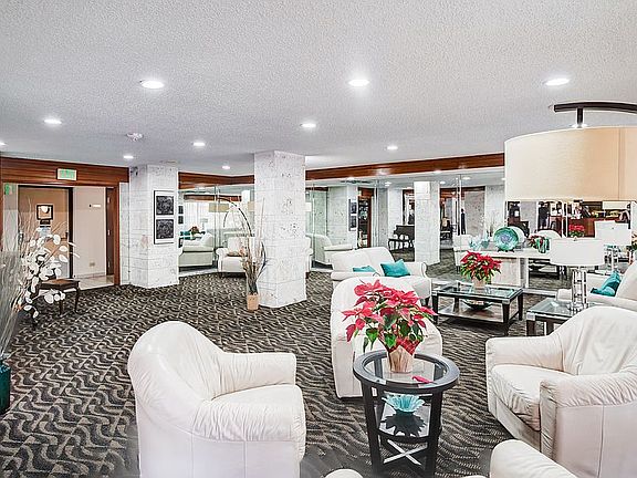 3rd image of 301 174th St APT 1005