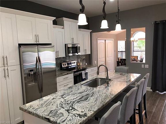 4th image of 6500 Plantation Pines Blvd