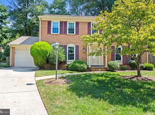 2 Stevenage Cir, Rockville, MD 20850