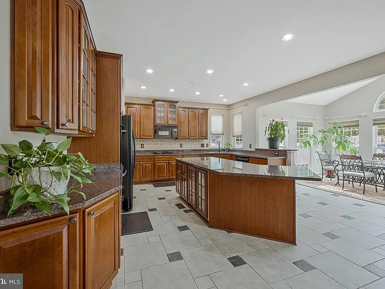 1117 Horizon View Pl — Photo 13