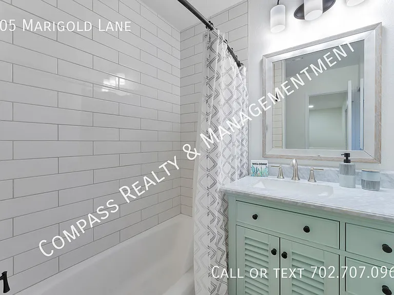 105 Marigold Ln — Photo 16