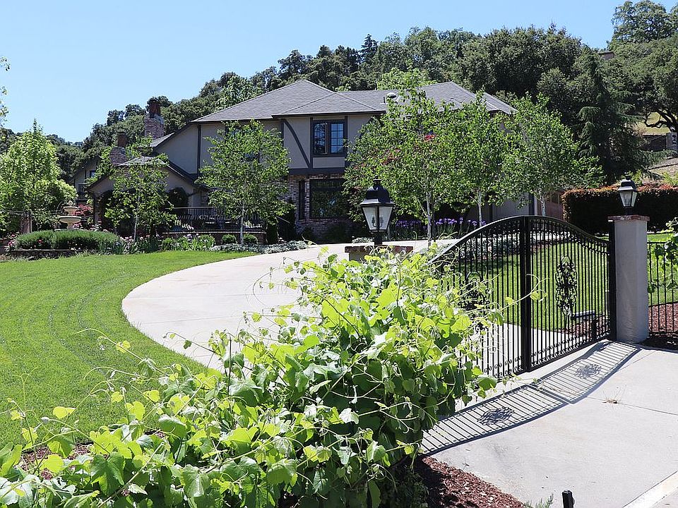 1st image of 308 Belgatos Ln
