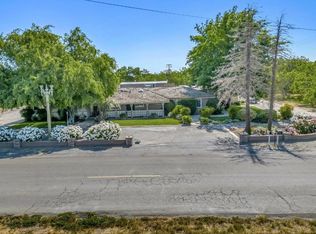 21744 S Cedar Ave, Laton, CA
