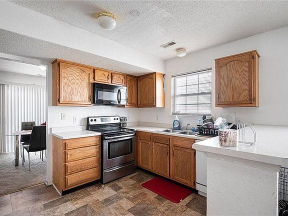 5th image of 4062 Orchard Valley Ln