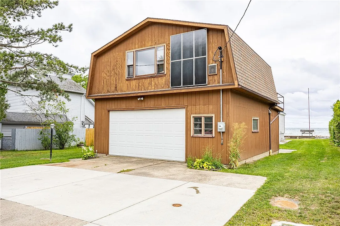 3 bed, 2.0 bath, 1242 sqft, $3,250 — Photo 4