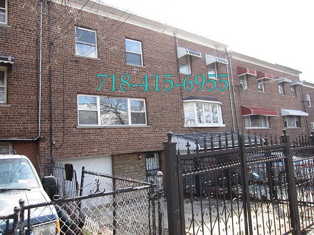 1st image of 3236 Tenbroeck Ave
