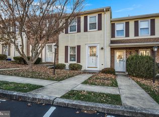 813 Allenview Dr, Mechanicsburg, PA 17055