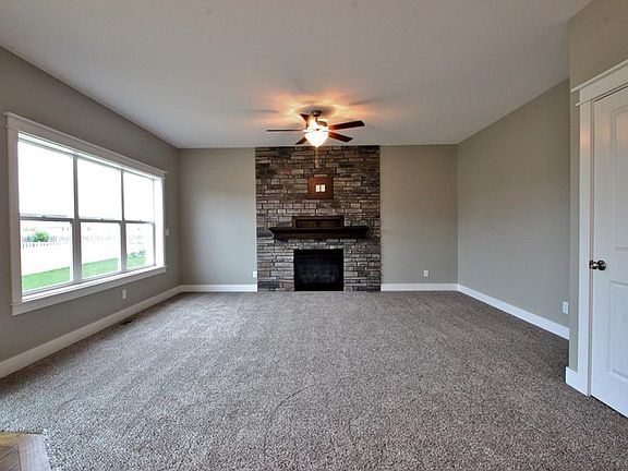 3rd image of 3527 NW Trestle Point Dr