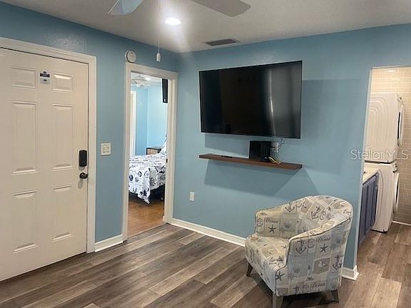 4th image of 159 Medallion Blvd APT E