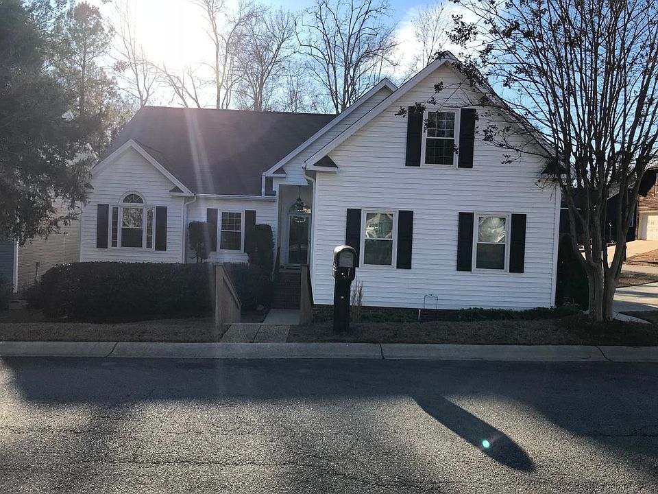 Updated kitchen and bathrooms, whole house newly painted, an