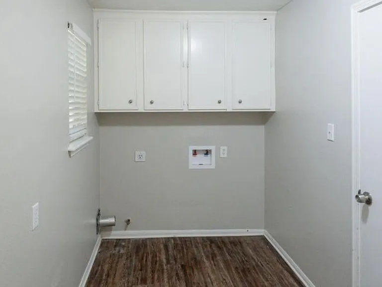 15807 Ripplewind Ln — Photo 24