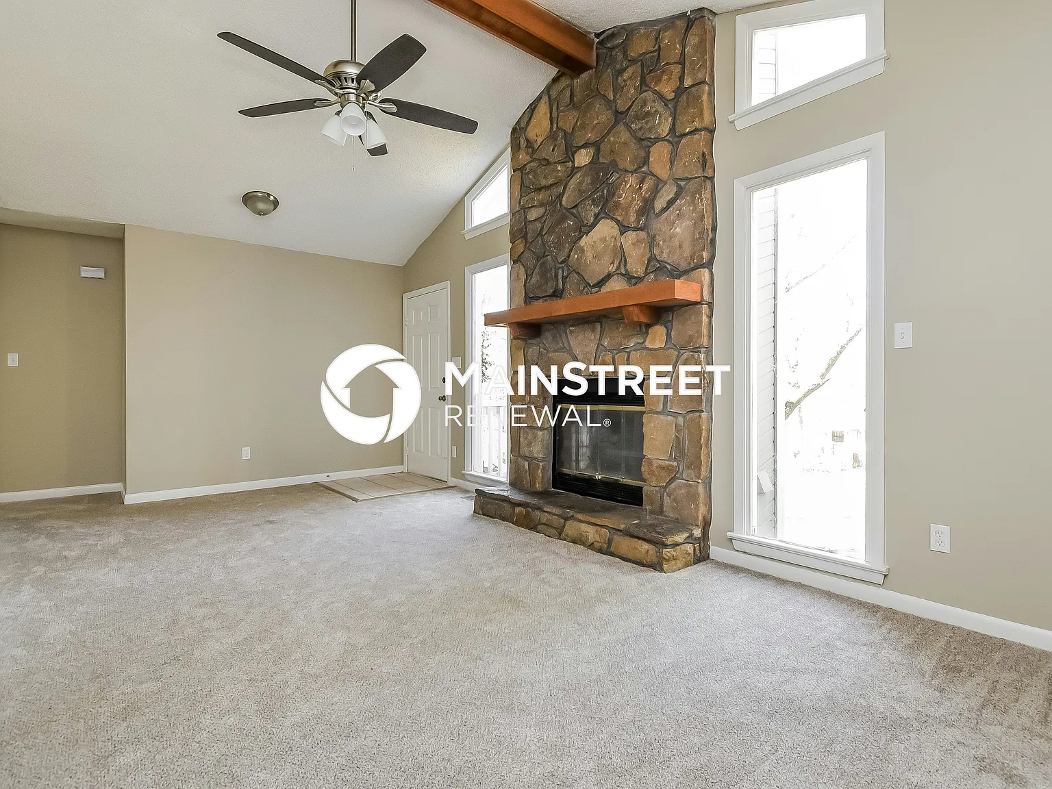 5741 Balboa Terrace — Photo 4