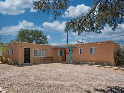 10502 Snowheights Blvd NE, Albuquerque, NM, 87112
