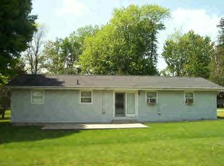 607 S Walnut St, Georgetown, IL 61846