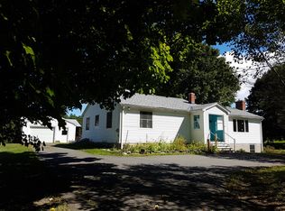 53 Dummerston Station Rd, Putney, VT 05346