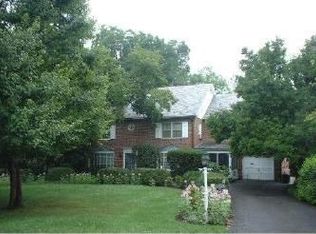 1409 Center Rd, Lancaster, PA 17603