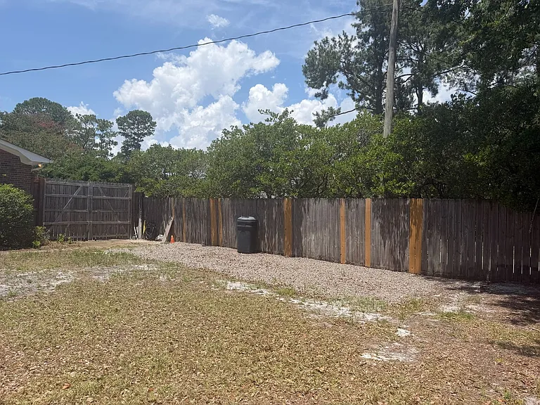3201 Chalmers Dr — Photo 10