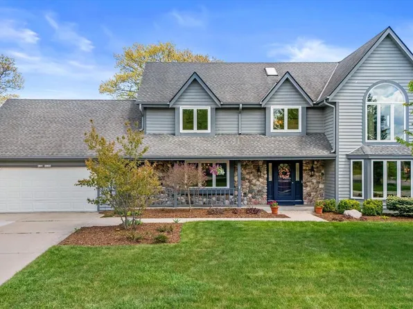 W168N5140 Stonefield ROAD, Menomonee Falls, WI 53051