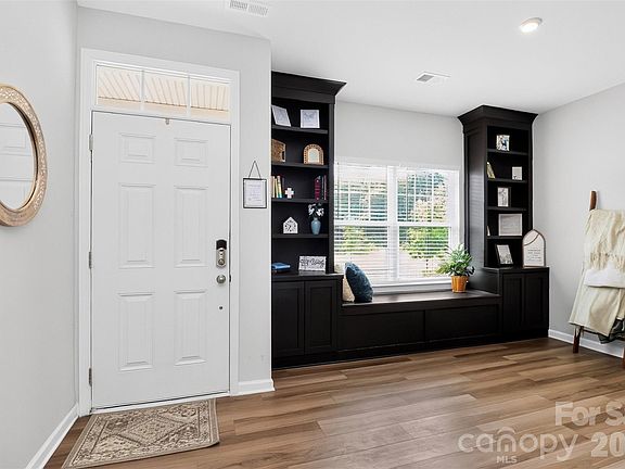 5th image of 9134 Ramsford Ct