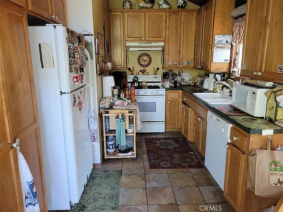 4th image of 22726 Ponderosa Dr
