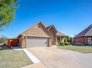 15100 Amber Run, Edmond, OK 73013