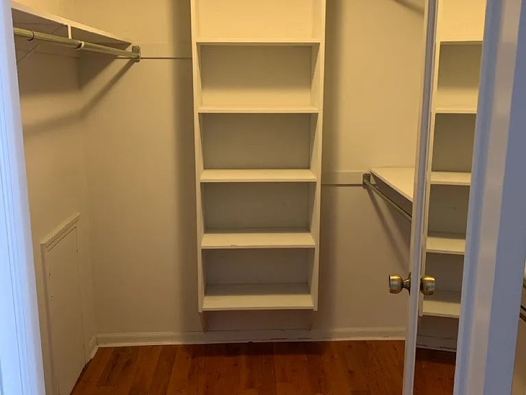 MASTER BEDROOM WALK IN CLOSET