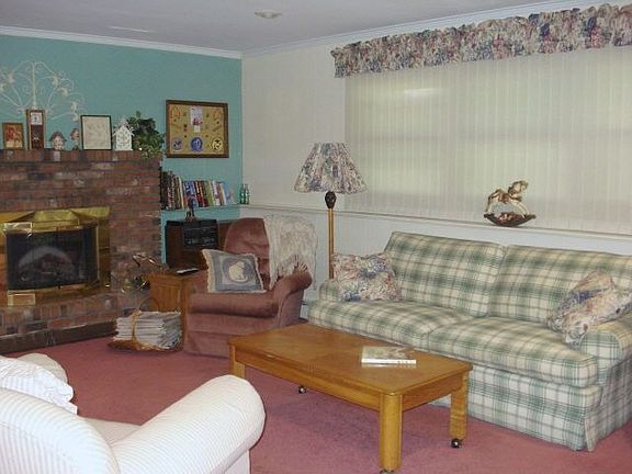Family Room with Fireplace