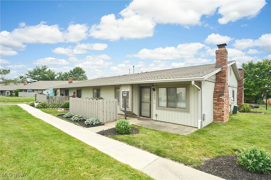 2665 Mull Ave #19-C photo 1