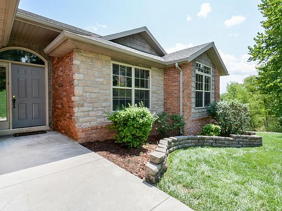 2nd image of 283 Mesquite Dr
